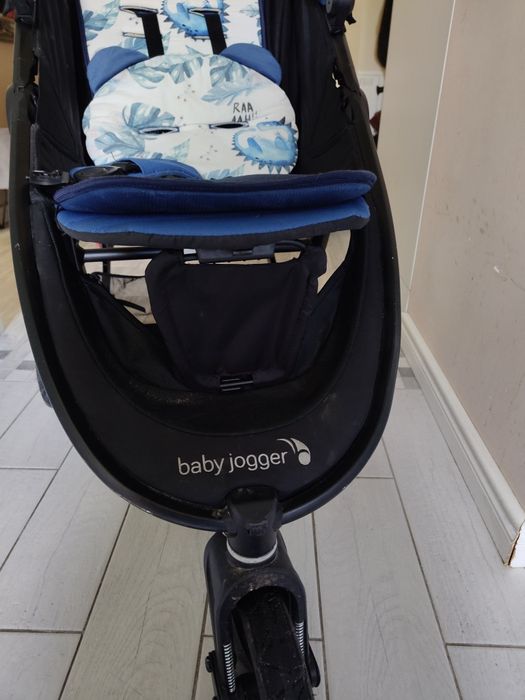Wózek spacerowy Baby Jogger City Mini GT2