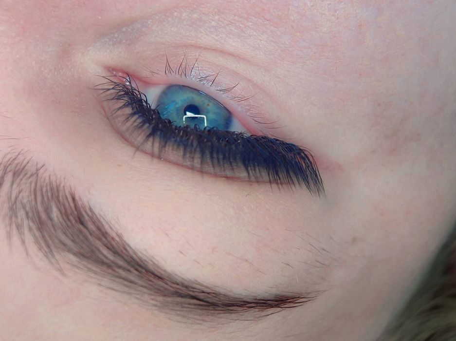 Професійне нарощення вій • Класика / 2D / 3D / Аніме