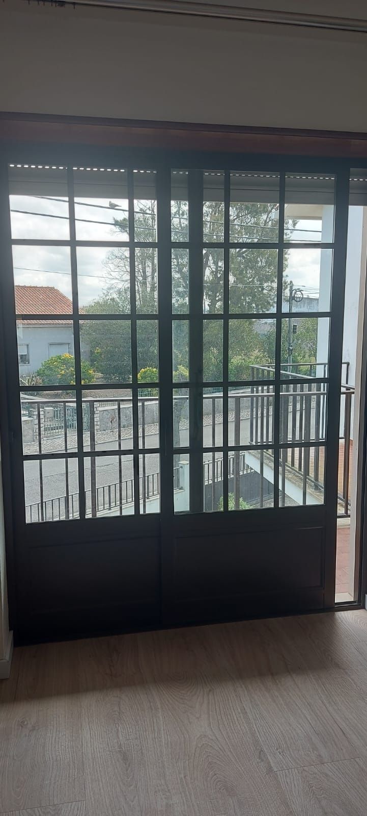 Portas e janelas em alumínio com vidro duplo