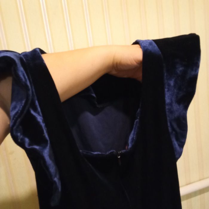 Продам сукні жіночі