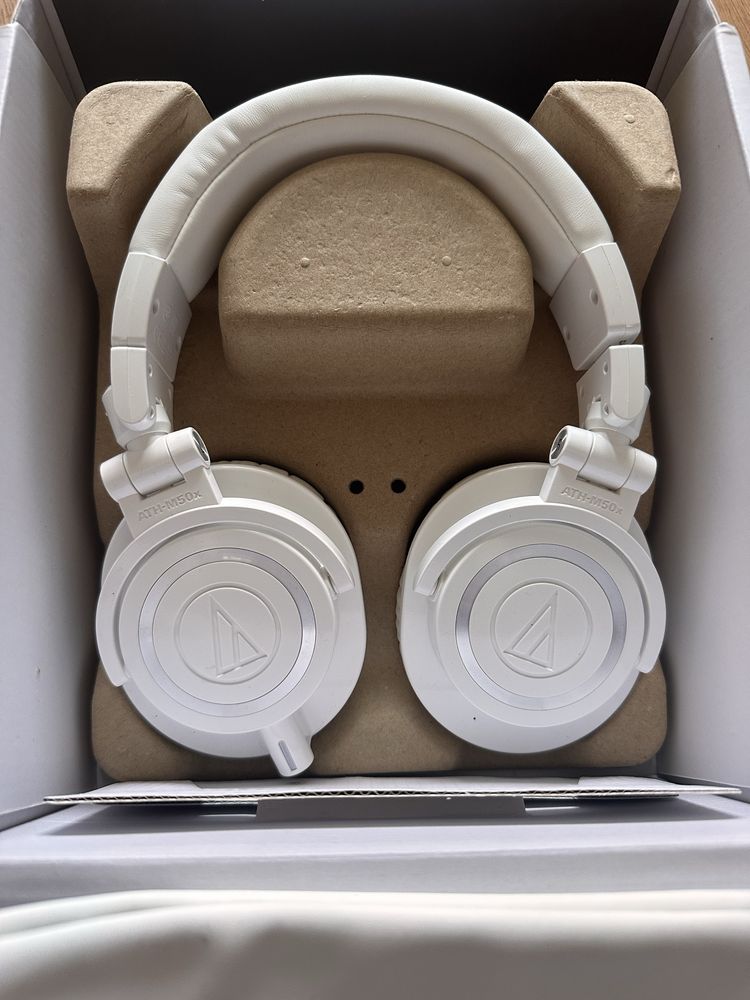 Навушники. audio-technica. ATH-M50x