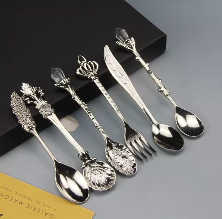 Очаровательные чайные ложечки+ вилочка