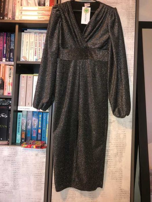 Nowa szara błyszcząca sukienka 36/38