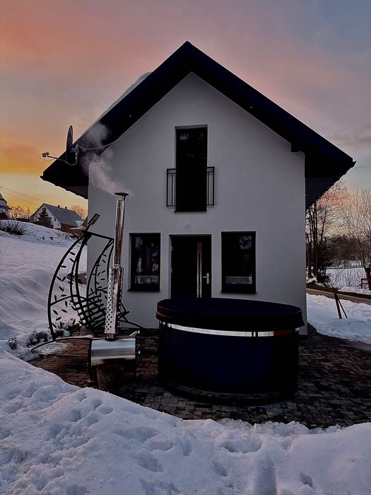 Domek w górach z balią na wynajem, wolne terminy ferie 2026