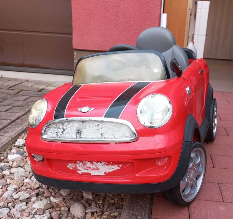 samochód dla małego dziecka Mini Cooper pchacz używany