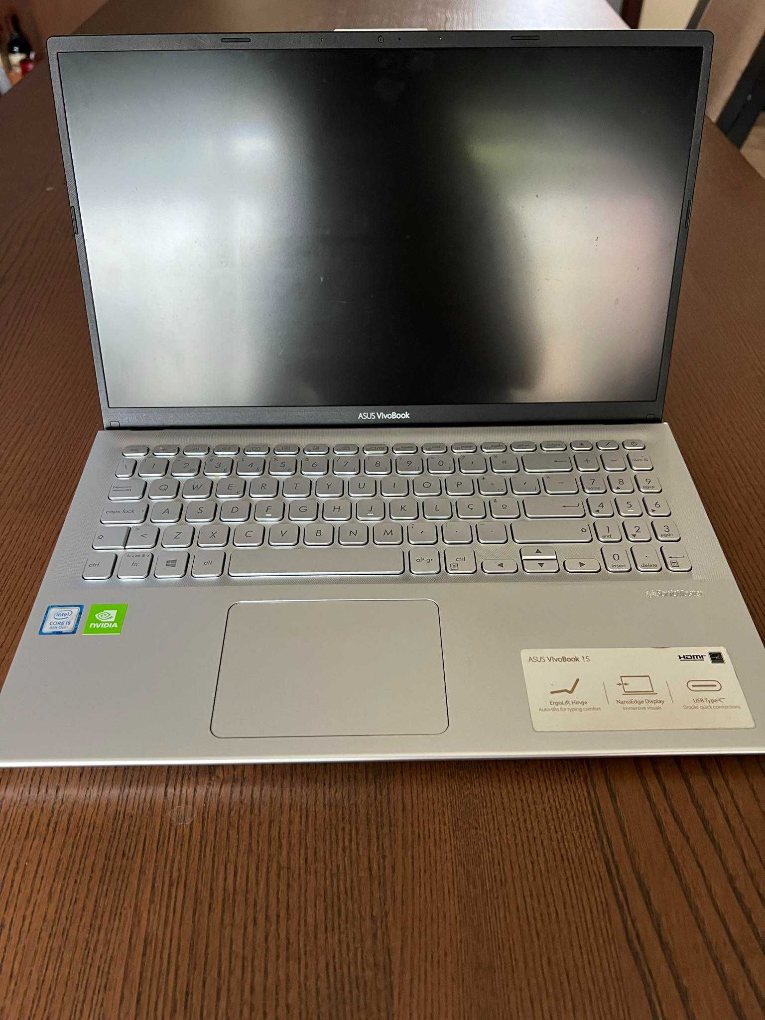 Asus VivoBook 15