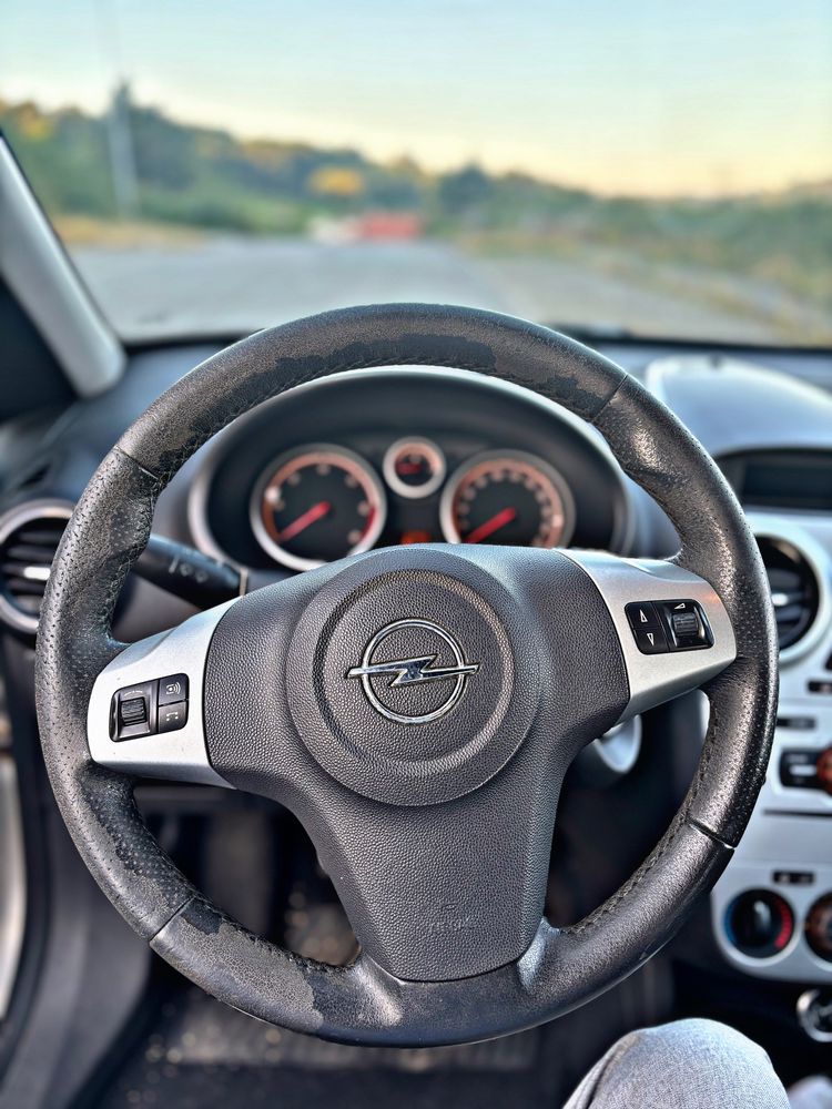 Opel Corsa Comercial 2009
