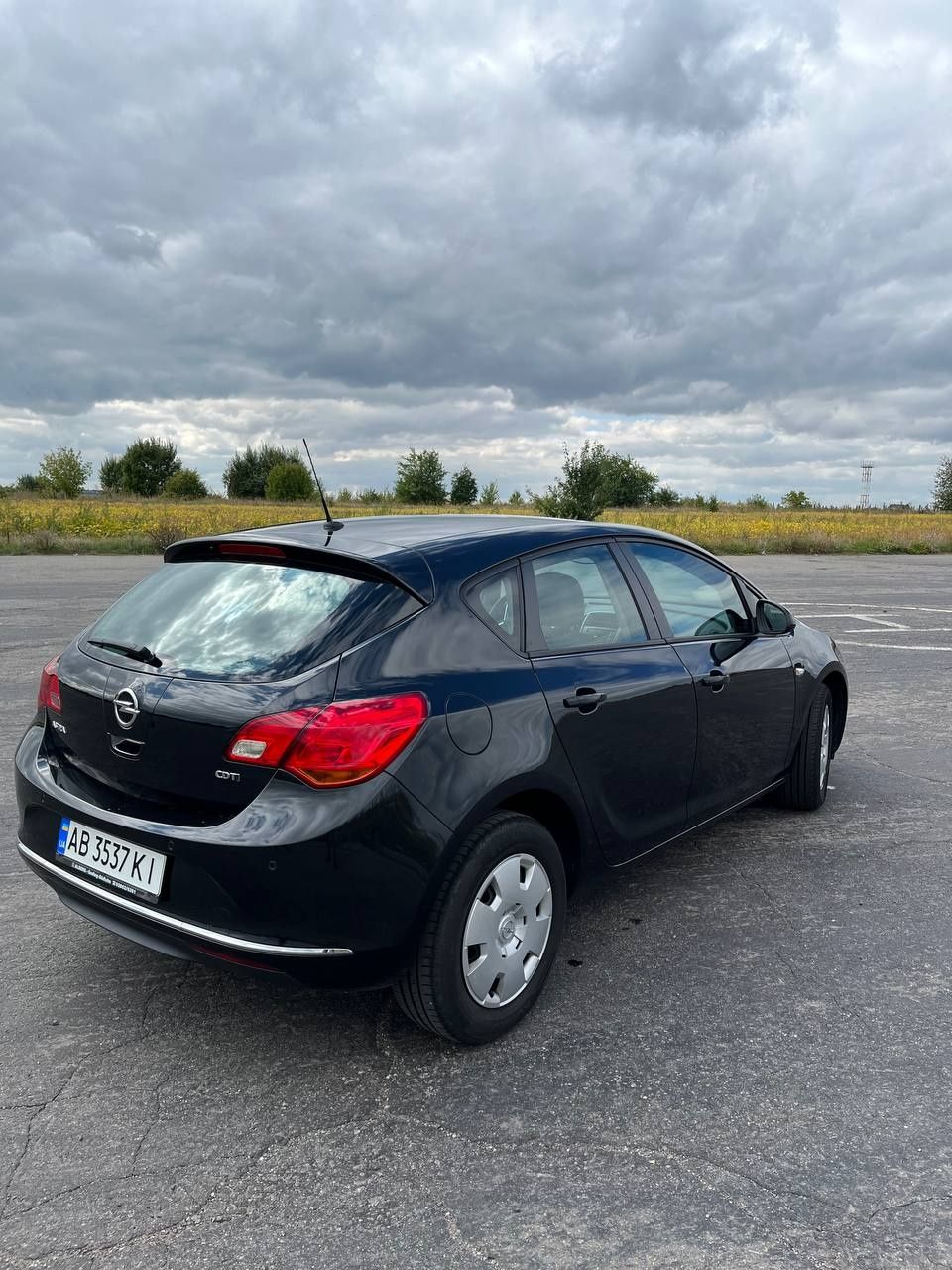 Продам Opel Astra j