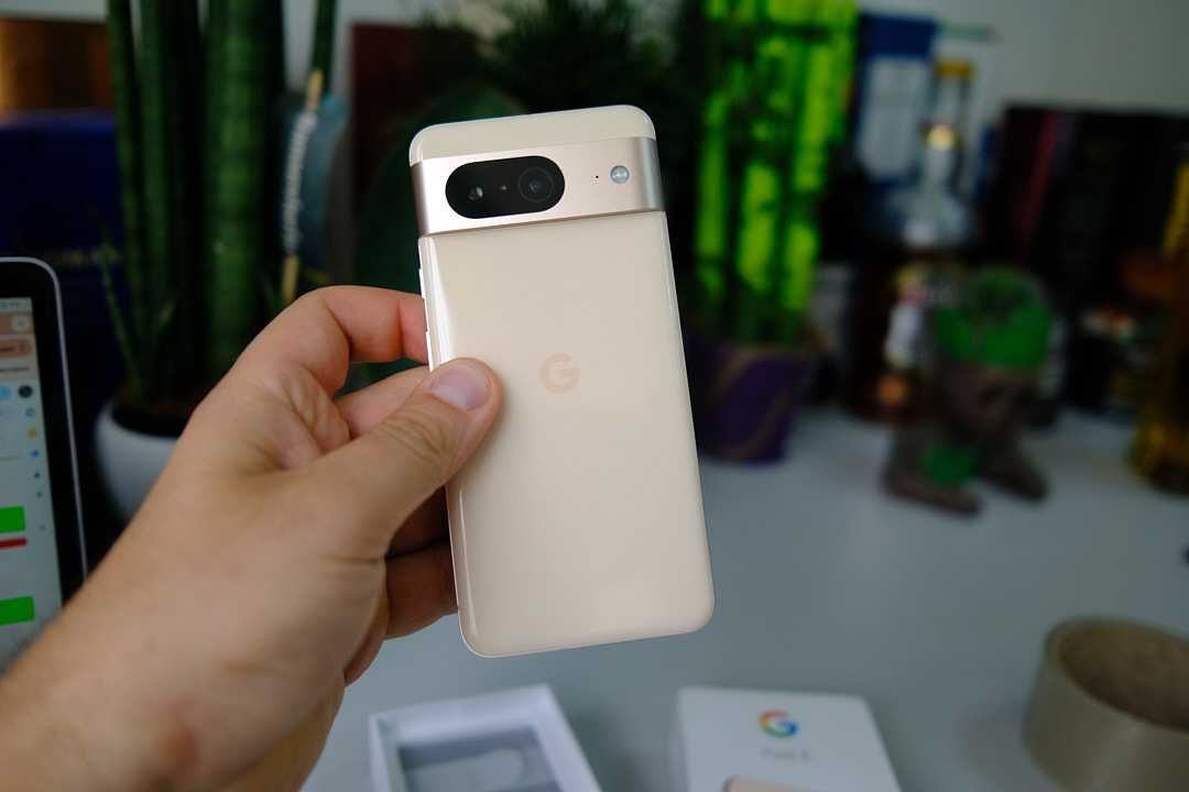 Смартфон Google Pixel 8 8/128GB Rose New open box