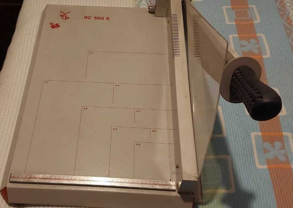 Guilhotina Manual RC 560 S