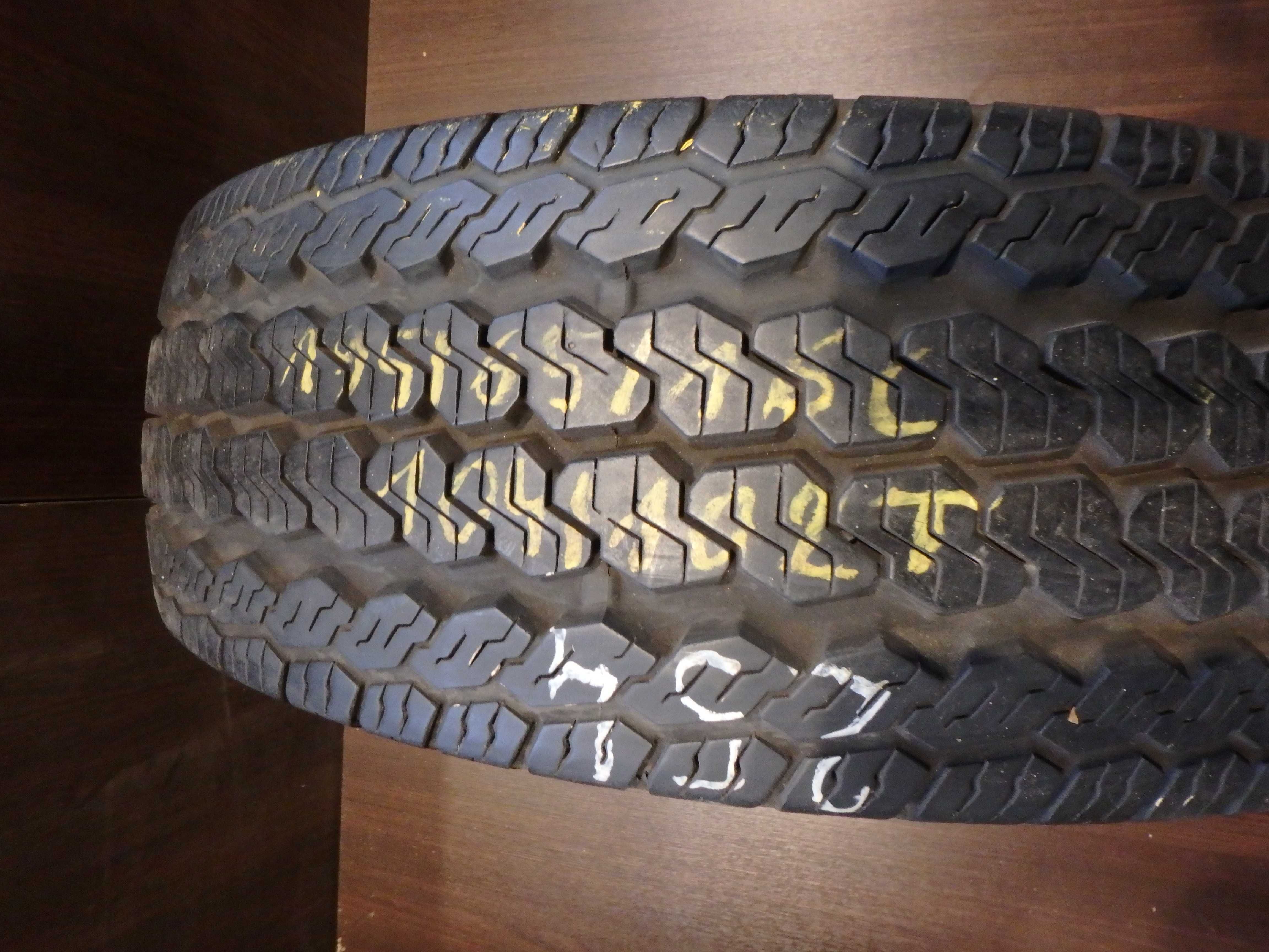 195/65r16C 195/65/16C CONTINENTAL VANCO FOUR SEASON 06r 9mm 254