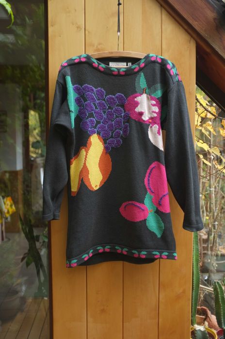 długi sweter real vintage lata 90-te aplikacje kolorowy w owoce angora
