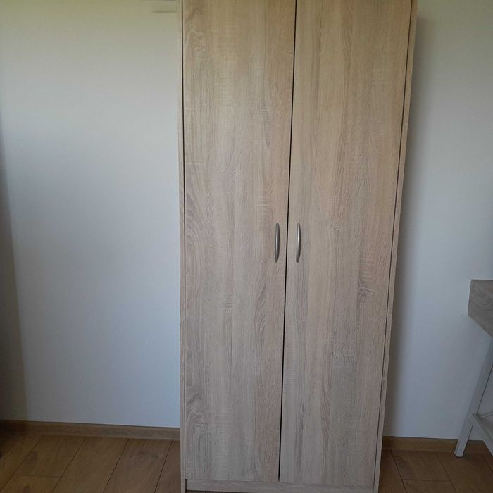 Szafa  z  5 półkami  szer. 74x180