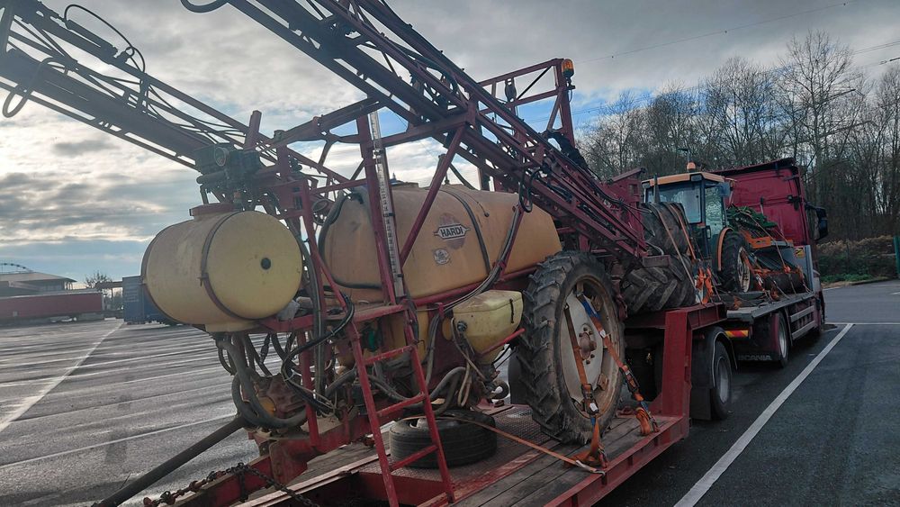 Opryskiwacz Hardi 2400l  21m