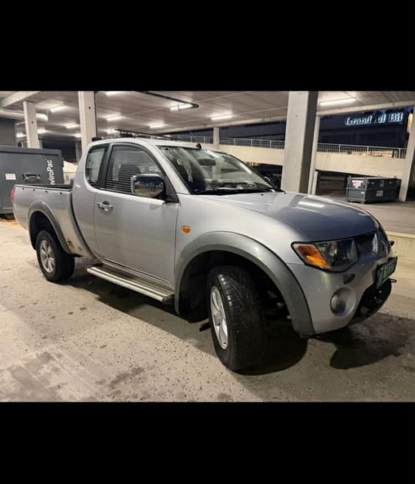 Mitsubishi L200 diesel 2.5 100kvw