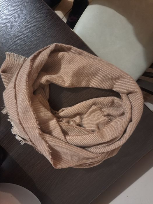 Szalik jasny brąz damski nowy