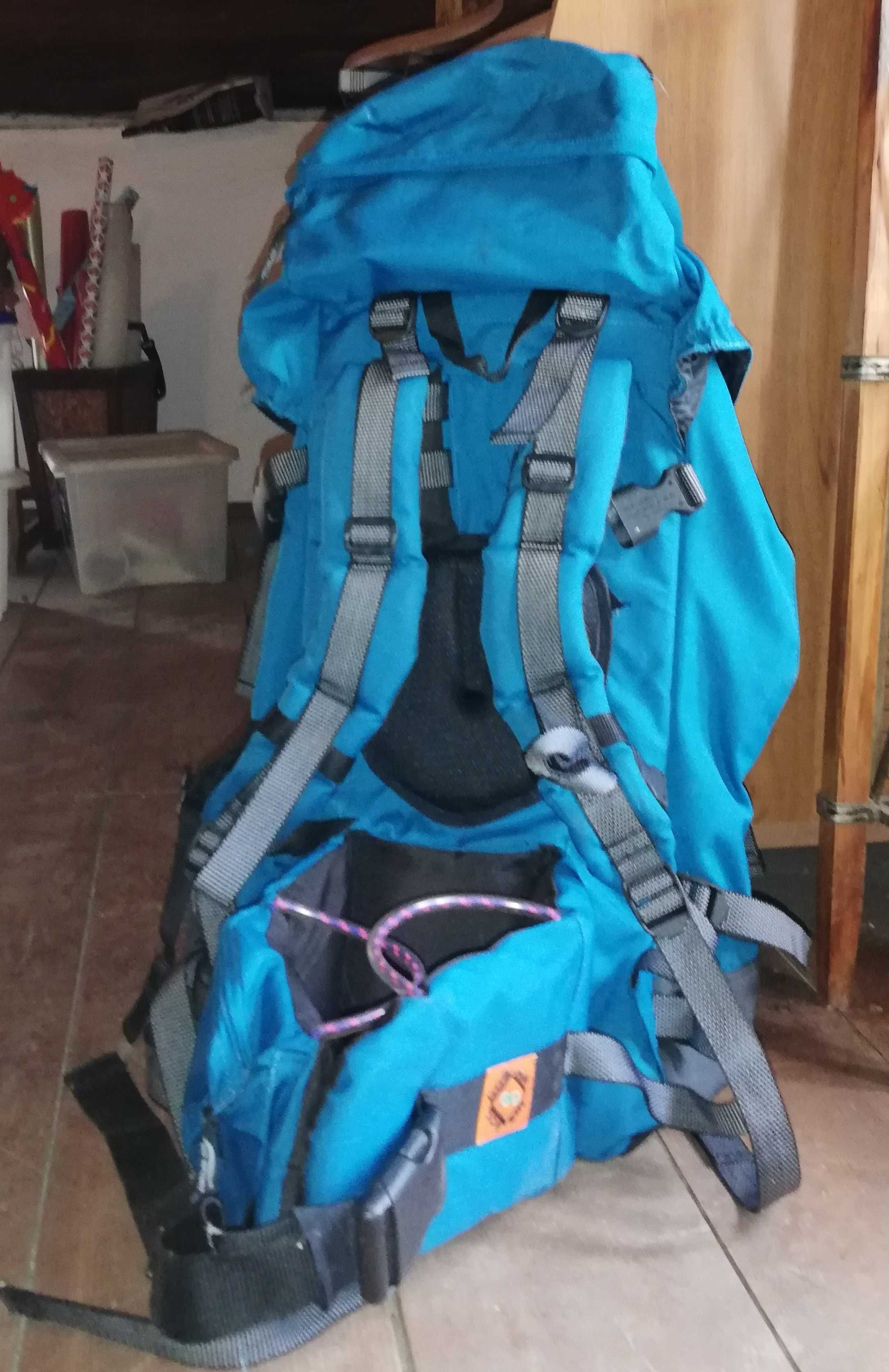 Mochila de caminhada / campismo Go Sport