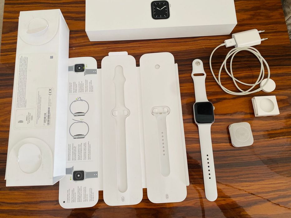 Apple watch series 5