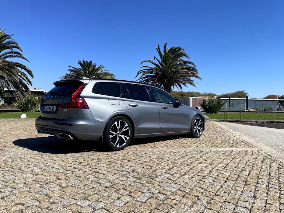 Volvo V60 B4 Diesel – 2021 – Volvo Selekt – Full Extras