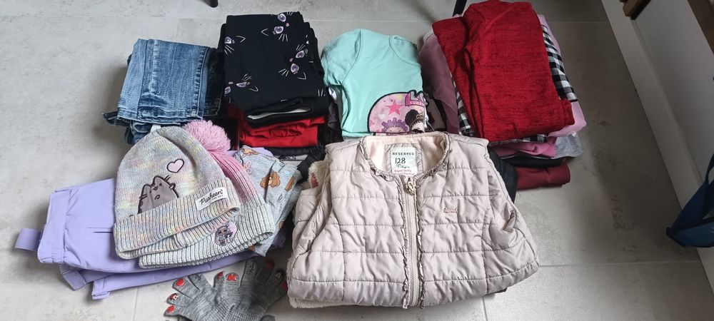 Ciuchy 122-128 dla dziewczynki