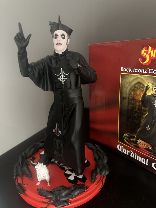Figura - Ghost (Cardinal Copia)