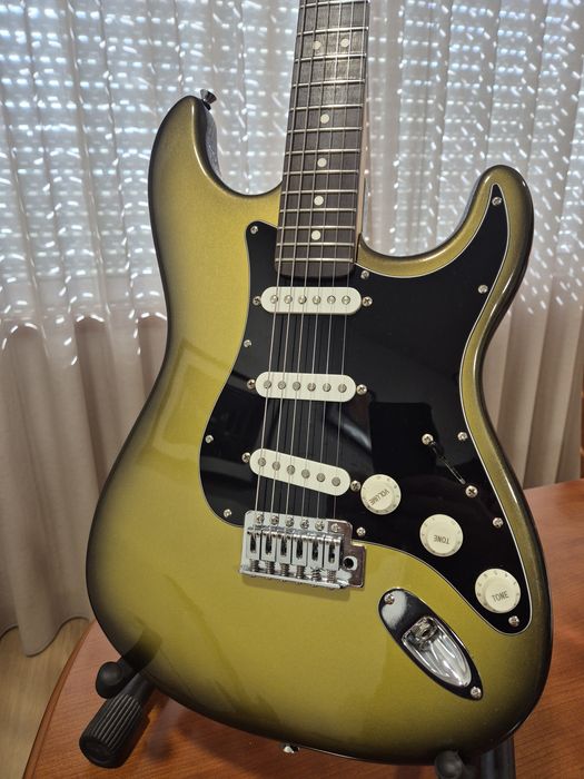 Guitarra elétrica Caliber