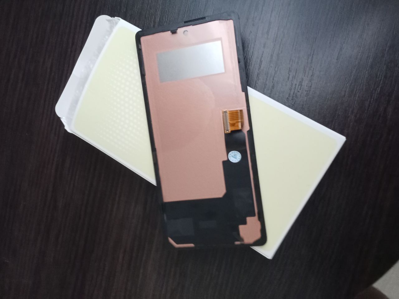 Дисплей для Google Pixel 6a