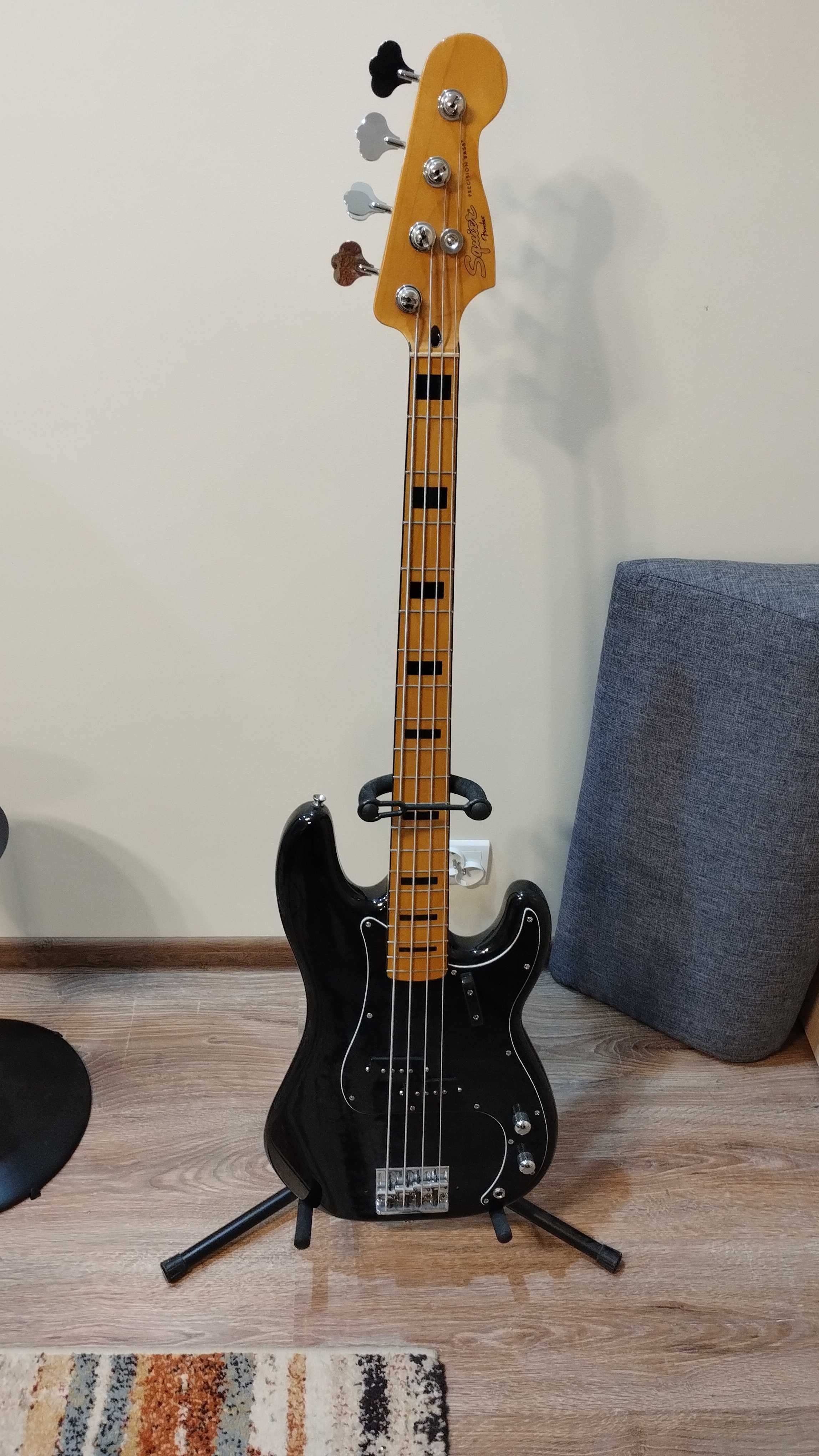 Squier Classic Vibe 70s P Bass (China)