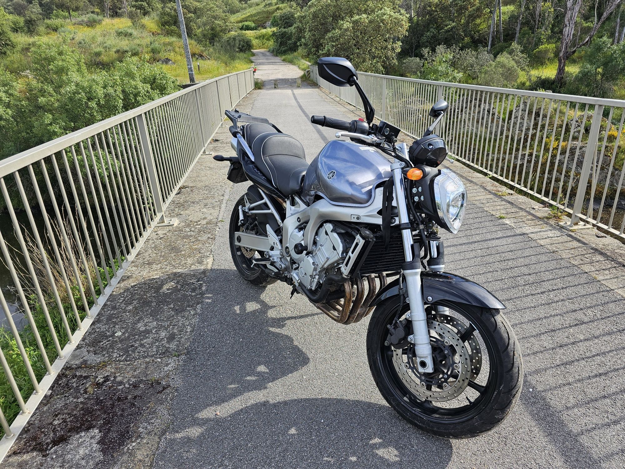 Yamaha Fazer 600