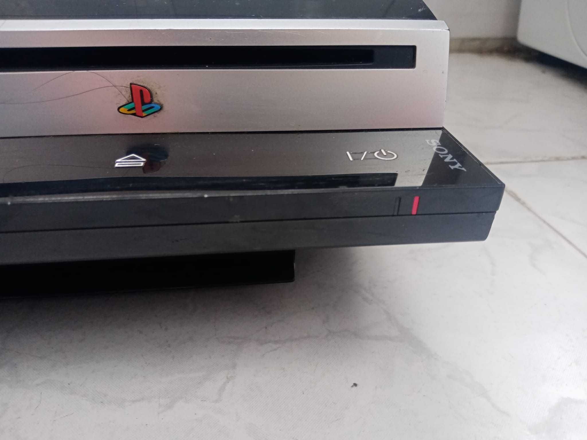 Consola Ps3 Fat para peças ou arranjar