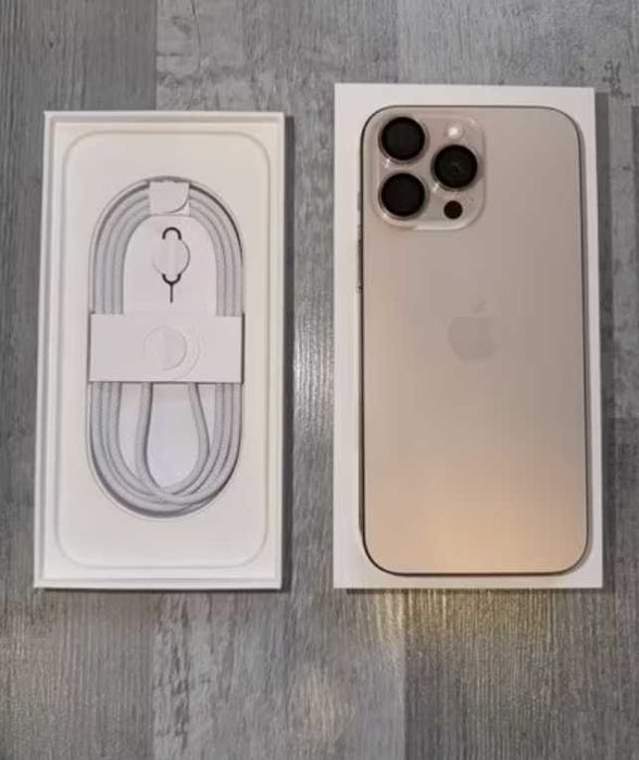 Iphone 16 pro max jak nowy