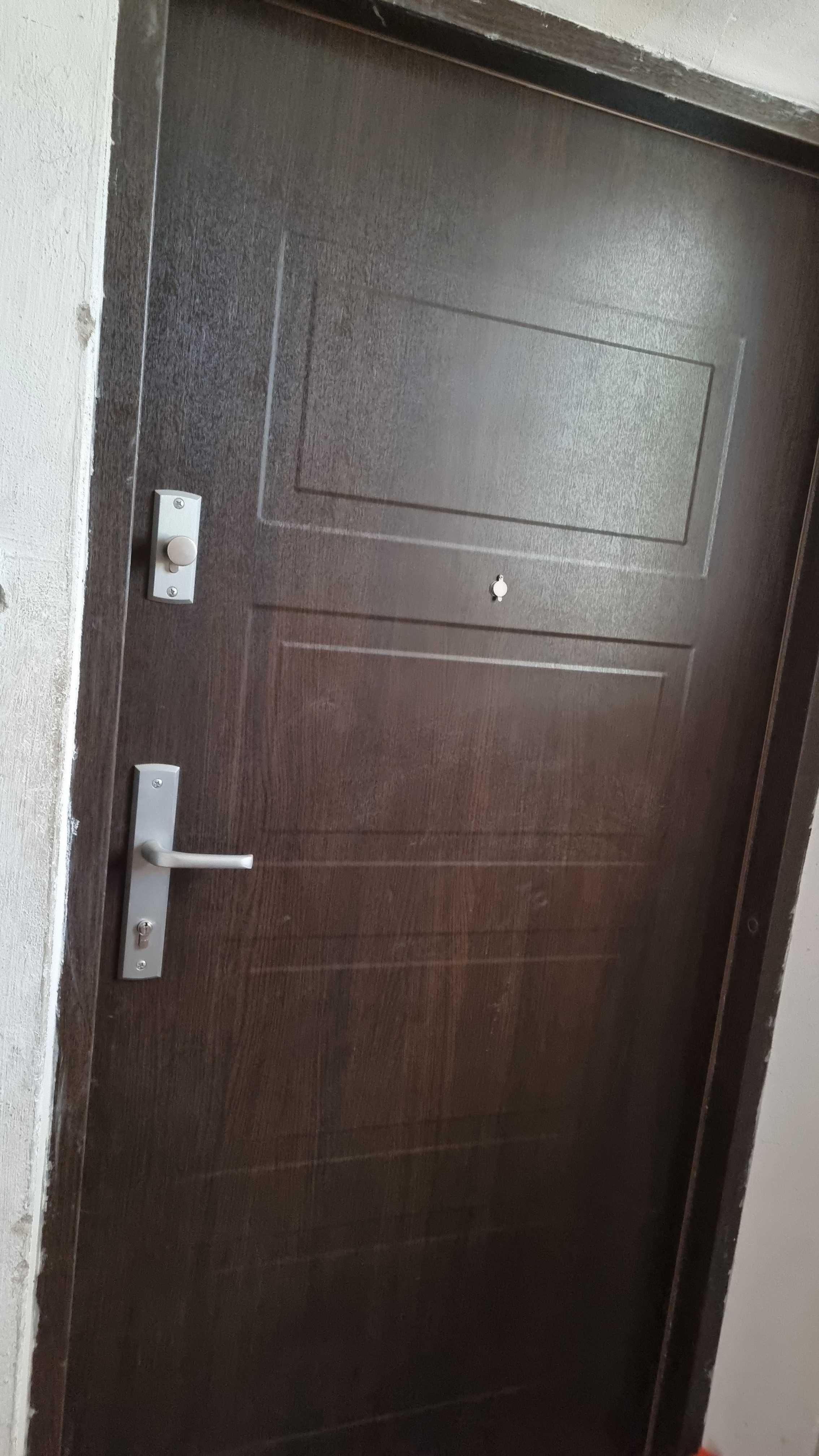 Drzwi zewnętrzne Wikęd lewe elektrozaczep venga