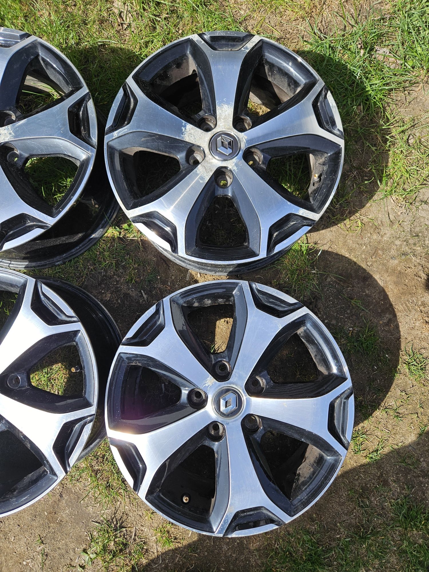 Felgi 5x114,3 r16 16" OE Dacia Duster Renault aluminiowe