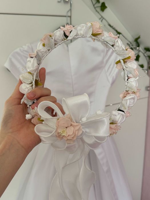 Piękna Sukienka komunijna + wianuszek - Nowoczesny Fason