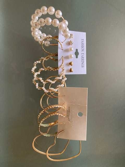 украшения ушные   кольца,гвоздики и пр.