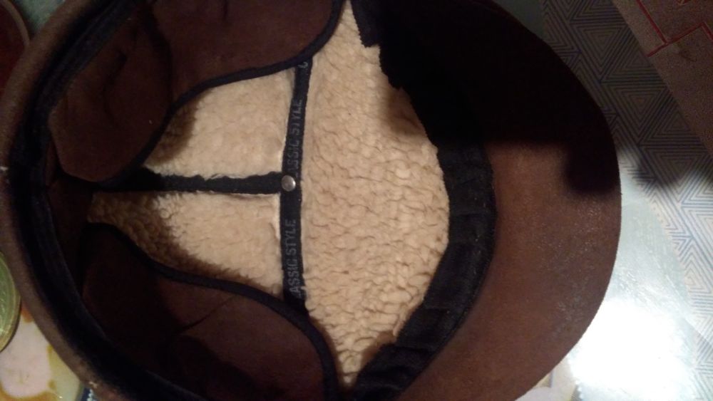 Фуражка тепла коричнева на зиму