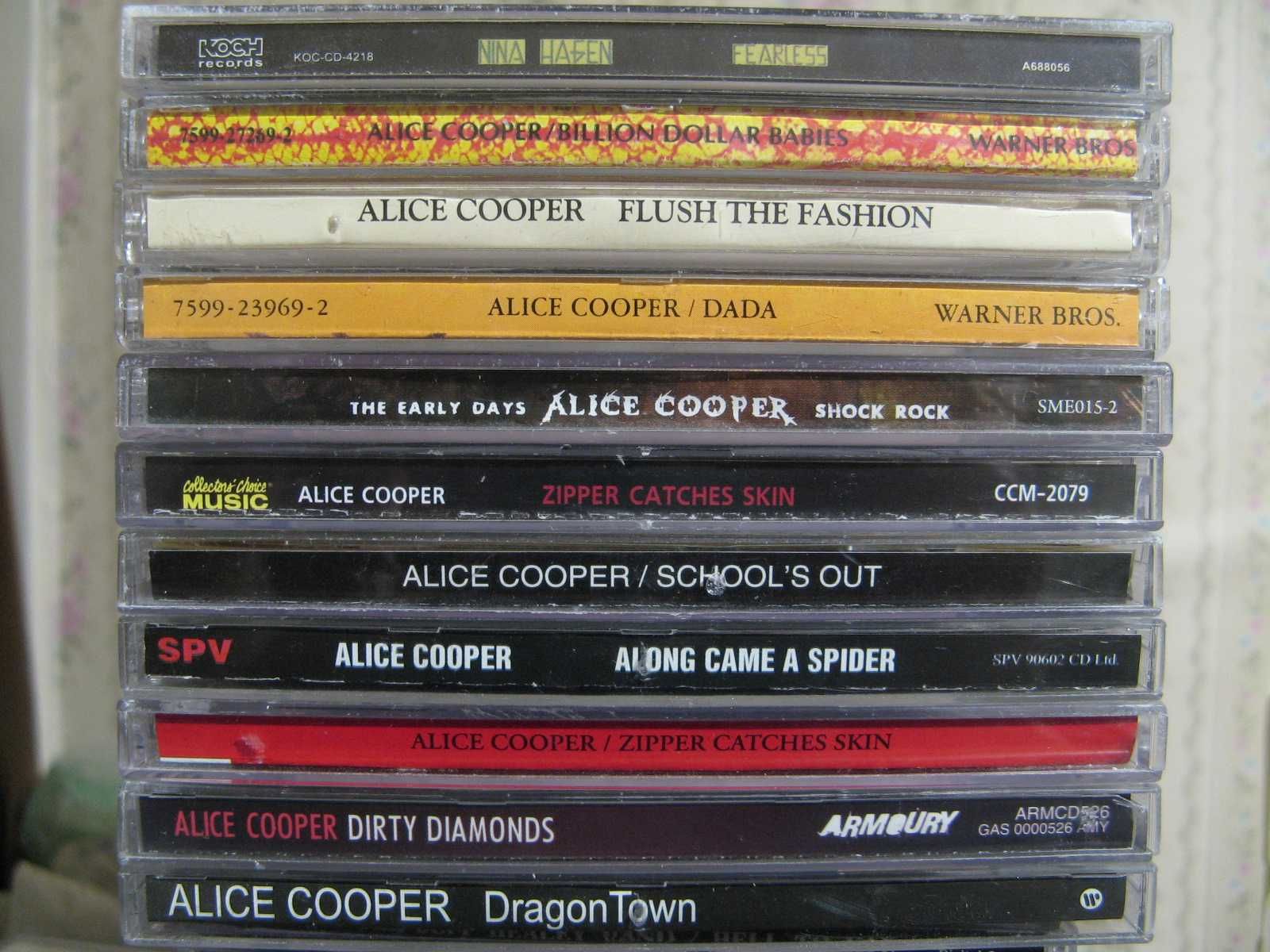 CD  AliceCooper, Sparks, FleetwoodMac, DreamTheater, Mötley Crüe, Rage