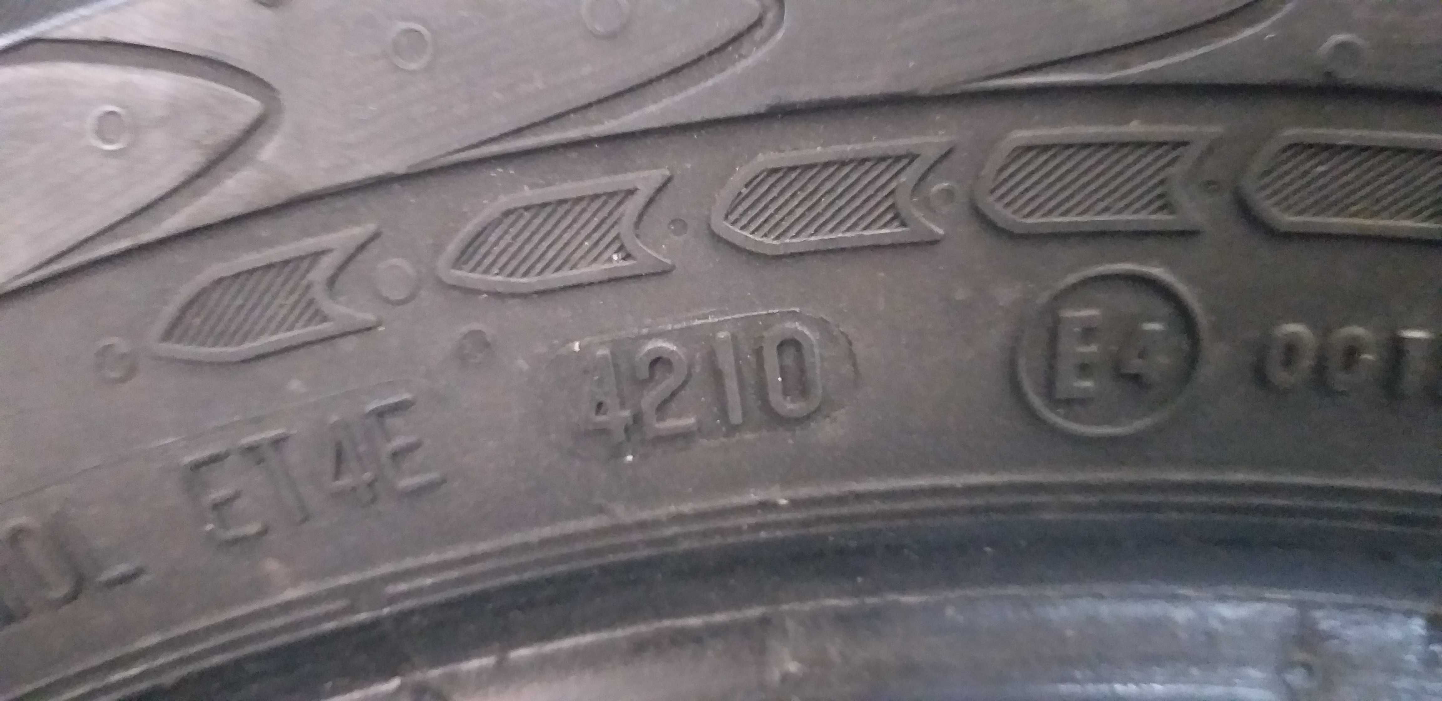 P304190E Para 215/65R16C Continental Vanco 2 dot.4210