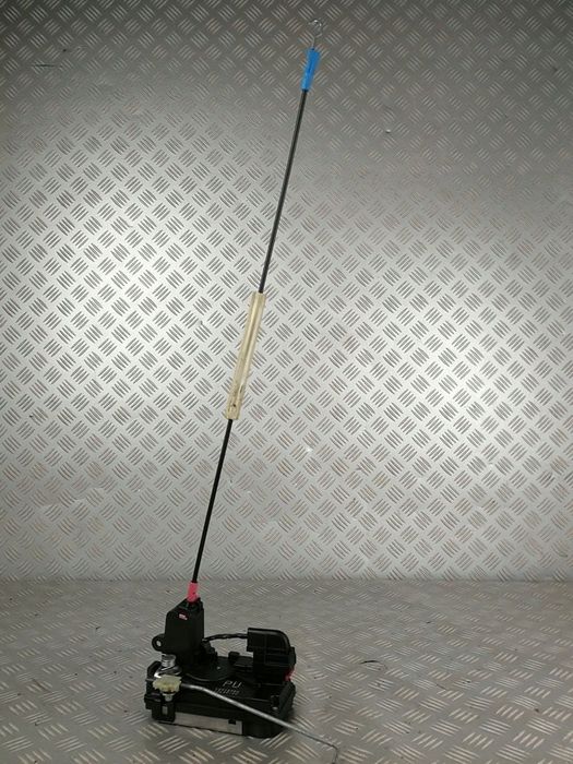 PU 13210738 zamek rygiel drzwi lewy tył OPEL ASTRA H III 3 ZAFIRA B II 2 EU