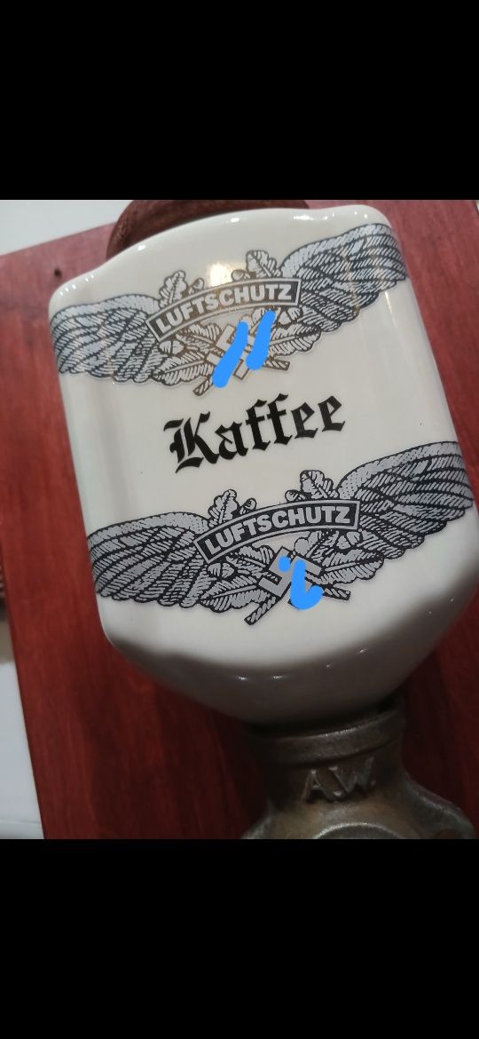 Młynek 3 rzesza Wehrmacht sprawny porcelana Niemcy 2 wojna światowa
