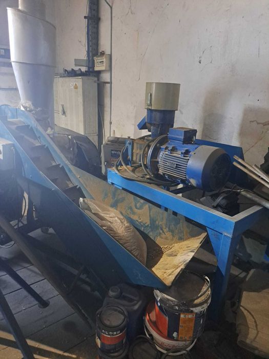 Peleciarka , rozdrabniacz, przenośniki taśmowe