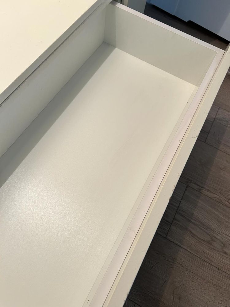 Witryna komoda szafa display biały kolor Szafki szuflady