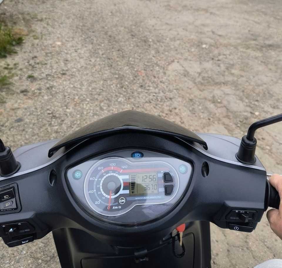 ПРОДАМ СКУТЕР Sym symphony sr 150