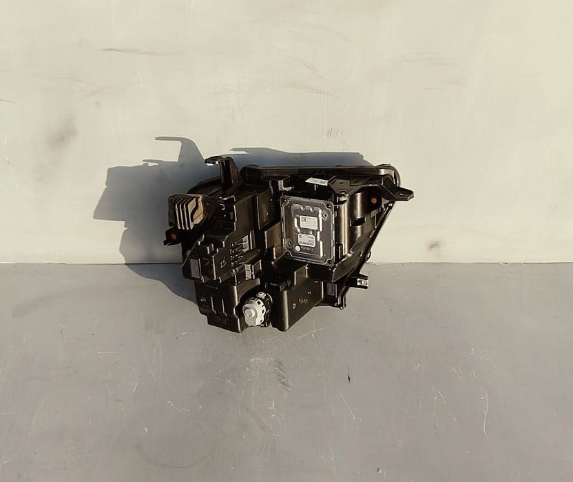 Ford Ranger Raptor performance ful LED lampa lewy przód