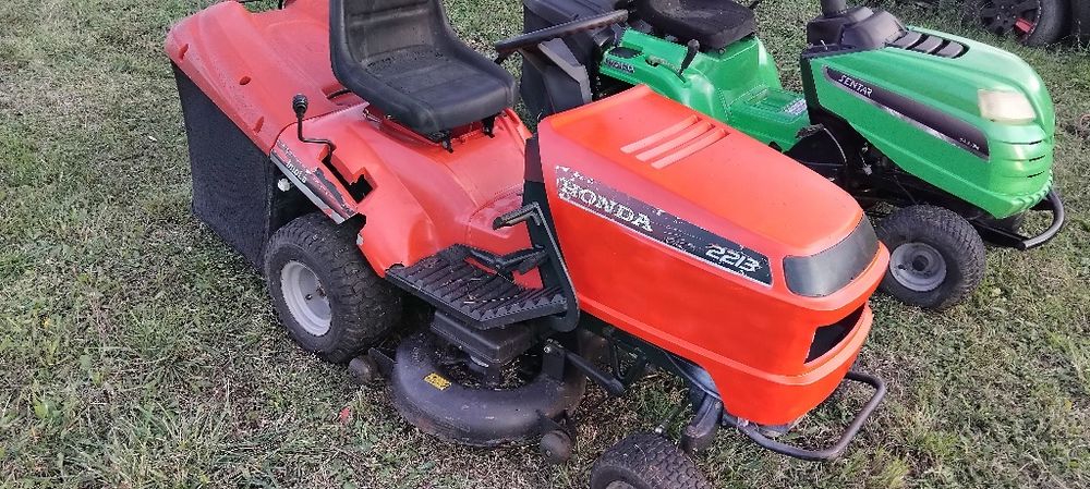 Tractor corta relva