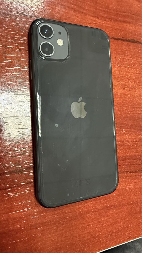Продам iPhone 11, 128 ГБ