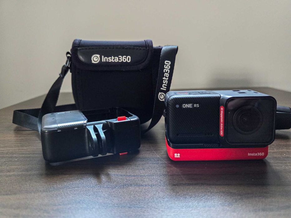 Kamera sportowa Insta360 ONE RS + DUŻY zestaw akcesoriów