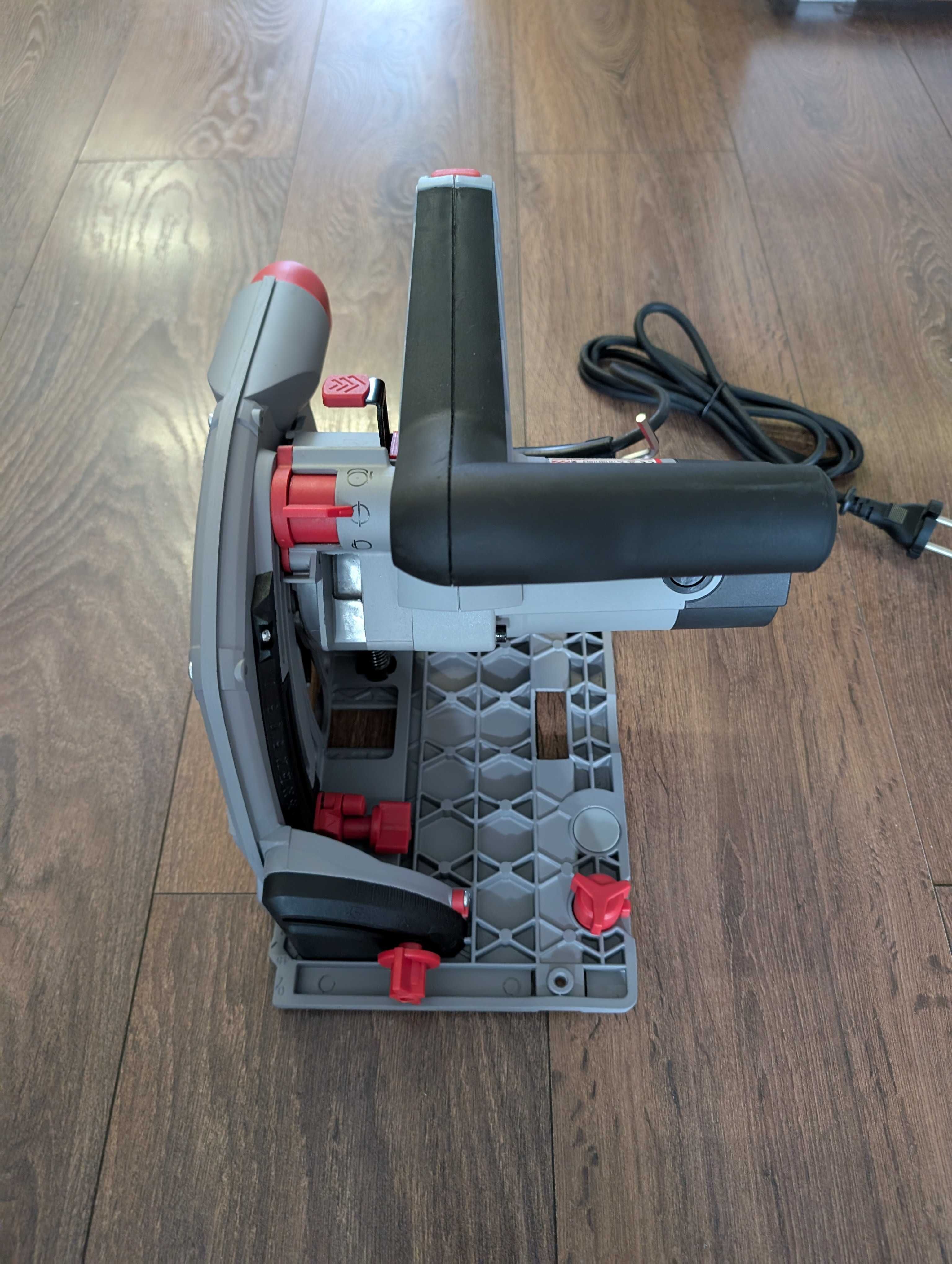 Zagłębiarka tarczowa  pilarka szyna 1,5M tarcza 165MM TAS165