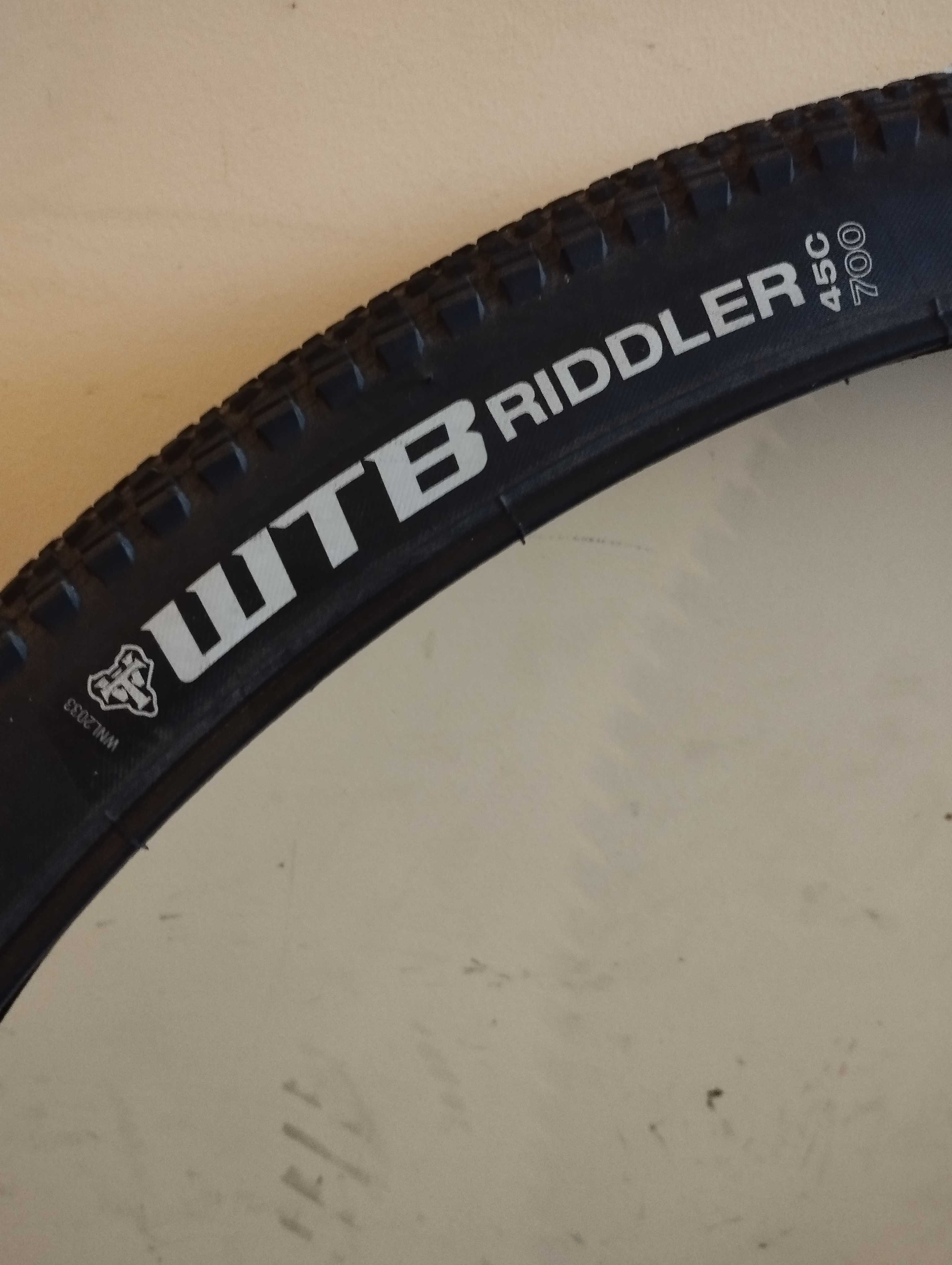 Opony rowerowe gravel WTB Riddler 700x45c + 2 dętki Schwalbe