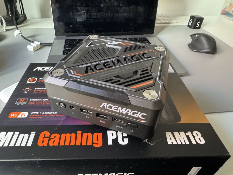 Acemagic M18 gaming pc com windows 1Tb/ 32gb Rom / AMD Ryzen 7 8845HS